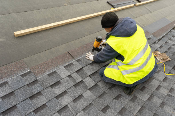 Best Commercial Roofing Services  in Hiawatha, KS